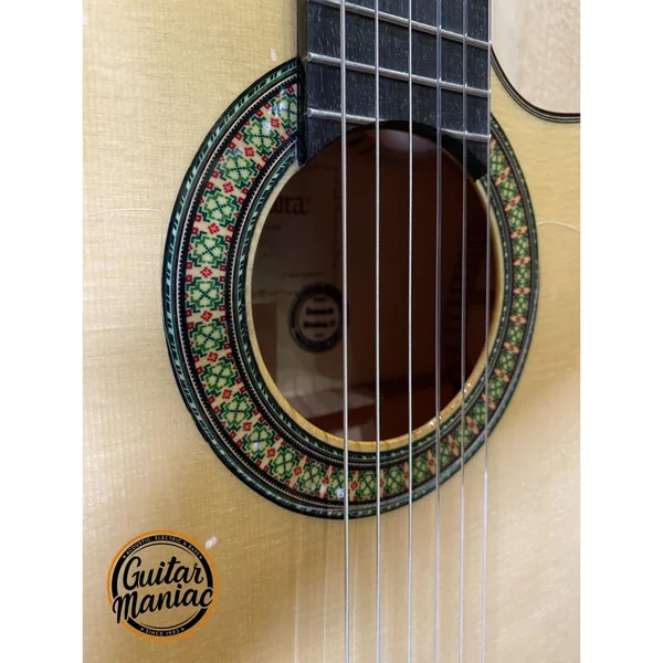 Alhambra 7FC CW E8 + housse luxe