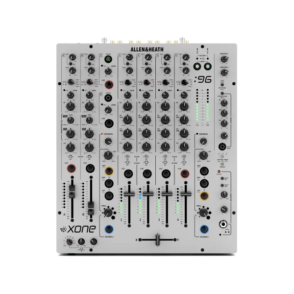 Allen & Heath XONE-96 console Club DJ 6 voies + carte son