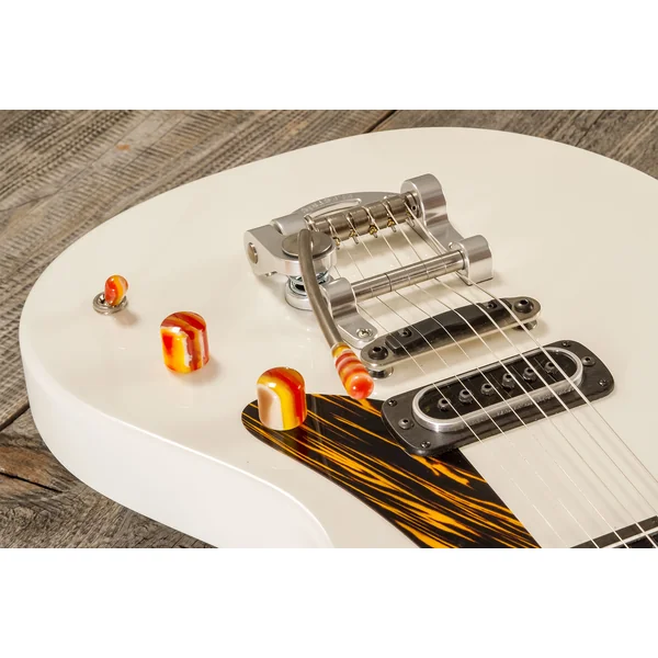 A-Type #A672 - moonlight white