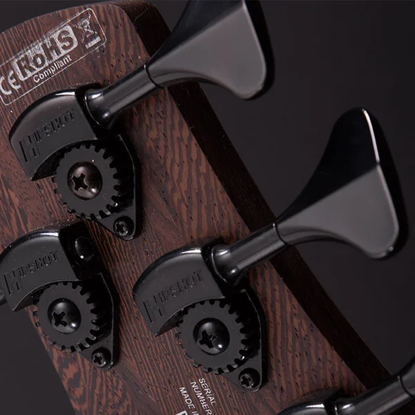 B4 Plus MH OPM - open pore mahogany