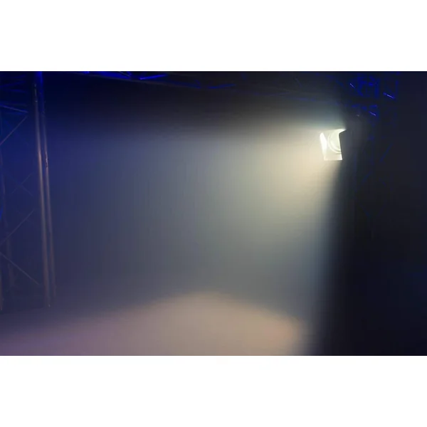BeamZ Pro BTF300Z - Projecteur Fresnel à LED