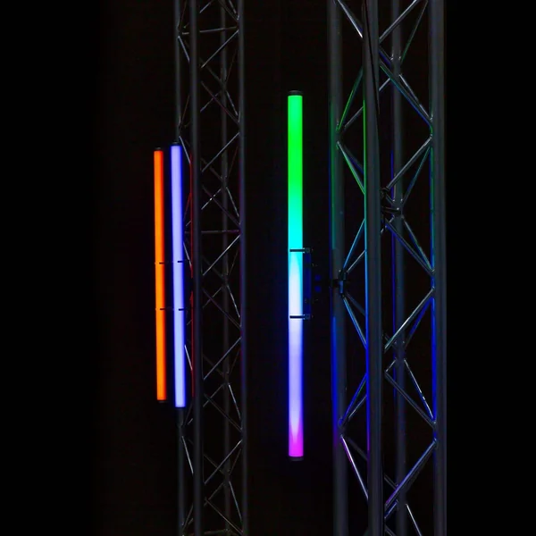 BeamZ Professional KRATOS Pack de 8 Tubes LEDs RGBW sur Batterie - 120cm