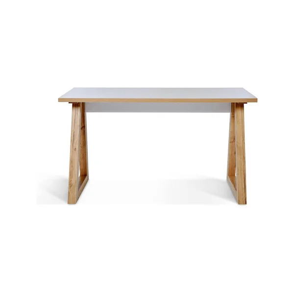 Bureau informatique blanc épuré Bureau design Bureau moderne