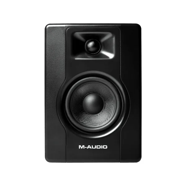 BX4D4 M Audio – Paire d’enceintes actives 2 voies 4,5’’ 2X25W