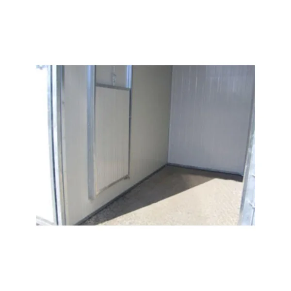 Chenil isolé 3x2x2 m chenil en panneaux sandwich avec toiture isolée 40mm