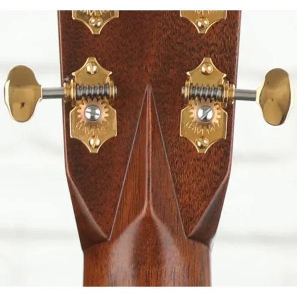 D-28 Modern Deluxe - natural