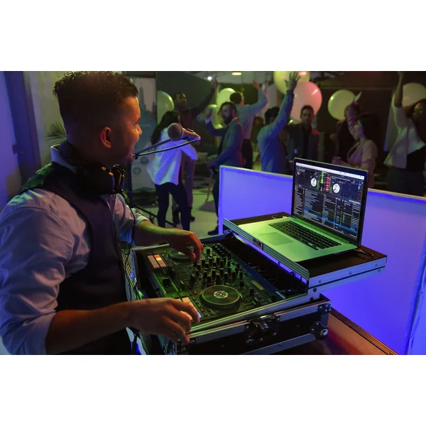 DJ-707M