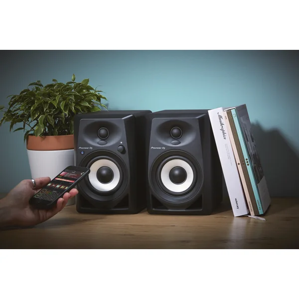 DM-40BT - one pair