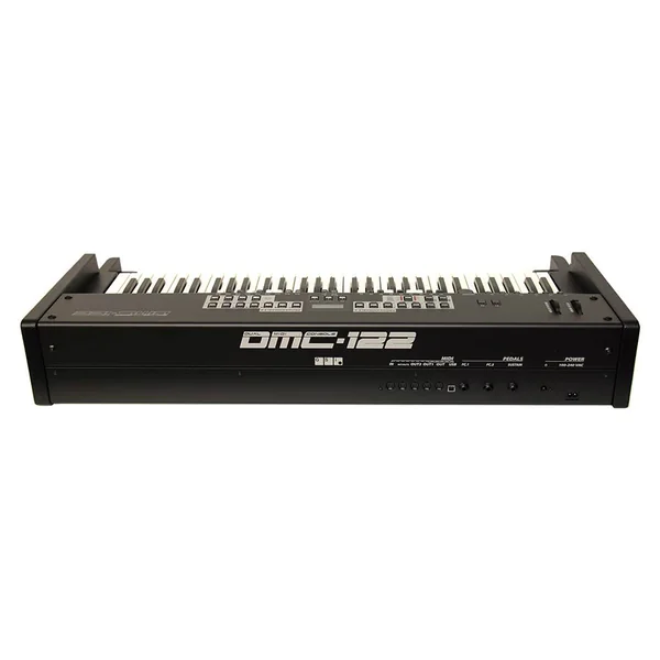 DMC 122