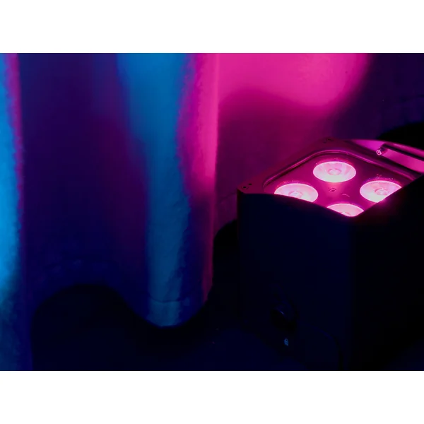 EUROLITE AKKU IP UP-4 QCL Spot QuickDMX MK2