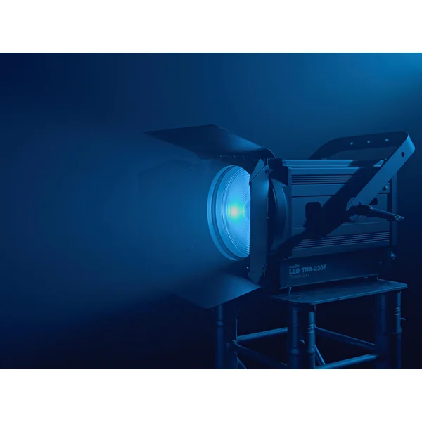 EUROLITE LED THA-230F Theater-Spot