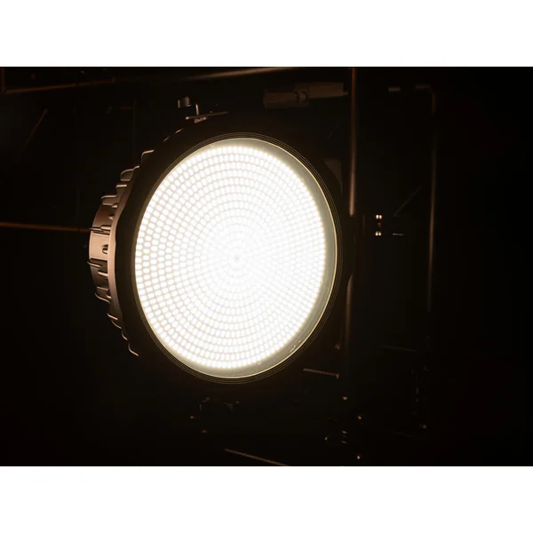 FUTURELIGHT PRO Slim Strobe SMD 840 WW
