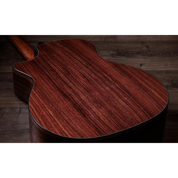 Legacy 714ce - natural