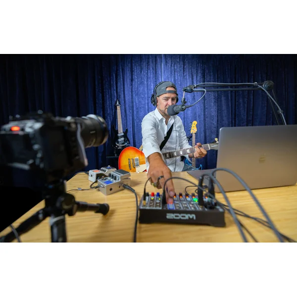 LiveTrak L6