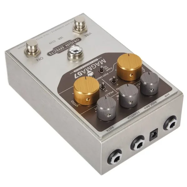 MAGMA57 Amp Vibrato & Drive