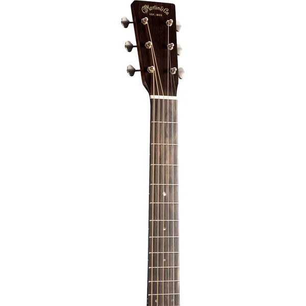 Martin D-18 StreetLegend + étui