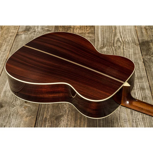 OM2H SS #34819 - natural high gloss