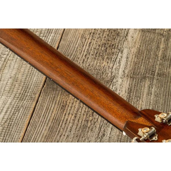 OM2H SS #34819 - natural high gloss