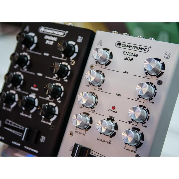 OMNITRONIC Mini table de mixage argentée GNOME-202