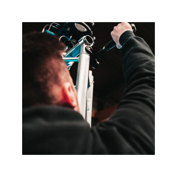 PinClaw VERTITRUSS pour le montage et démontage de structure facile et silencieux