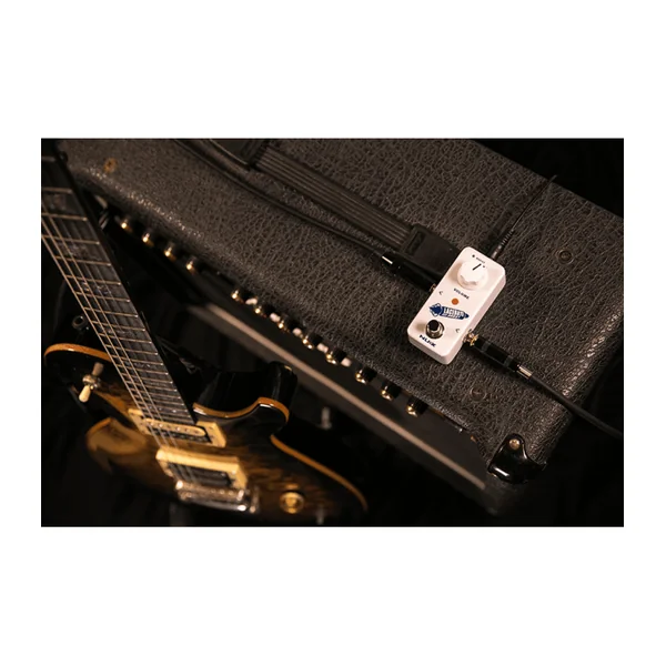 Pédale d'Effet NUX - LACERATE-BOOST - Boost FET guitare - 2 modes