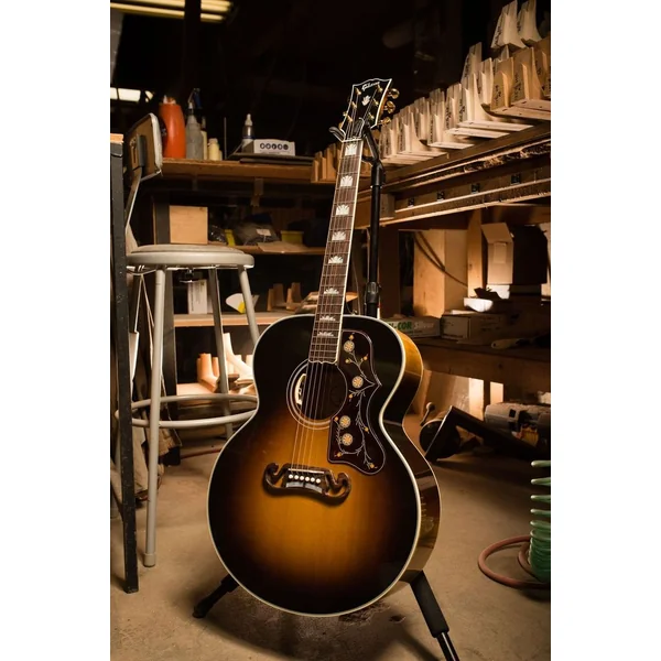 SJ-200 - vintage sunburst