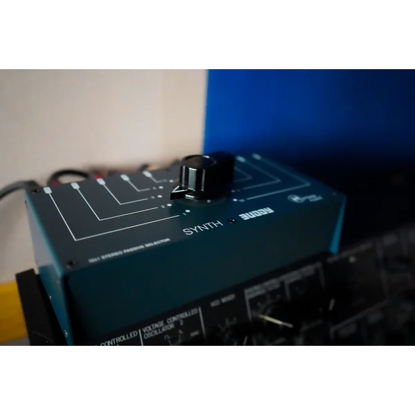 SYNTH BUDDY