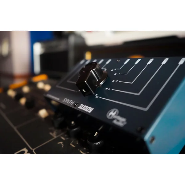 SYNTH BUDDY