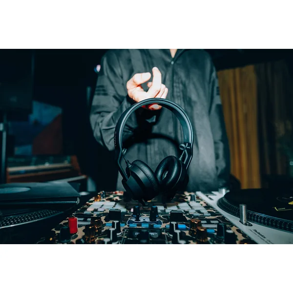TMA2-DJ-Wireless