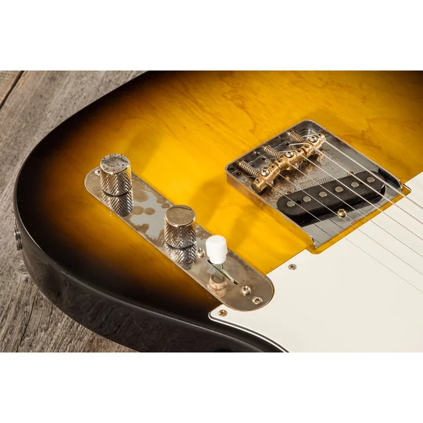 Traditional Elegante #T316524 - soft relic 3 tons burst