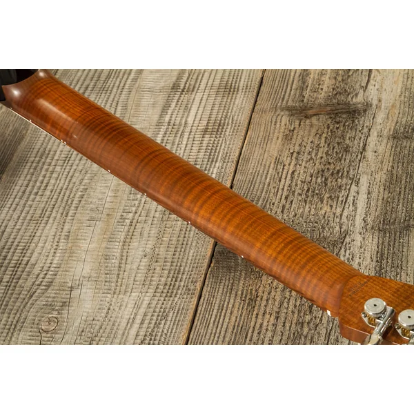 Traditional Elegante #T316524 - soft relic 3 tons burst