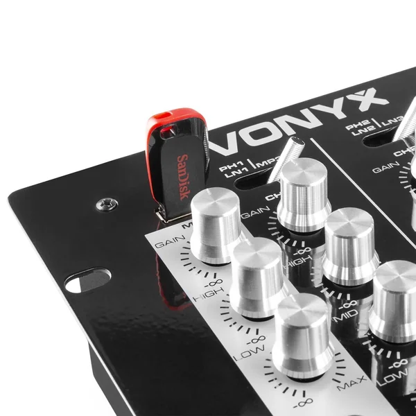 Vonyx STM-2300 - Table de Mixage 2 Canaux, Entrée RCA Phono/Ligne Commutable