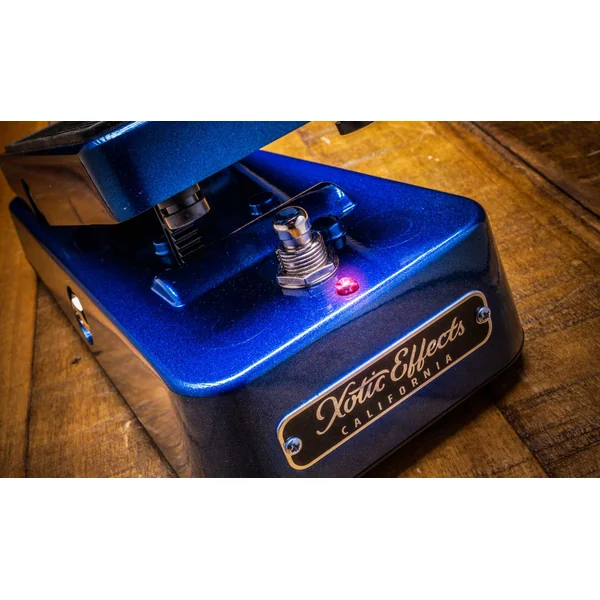 XW-2 Wah Ltd - Metallic Blue
