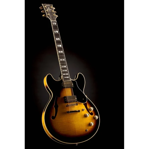 Yamaha SA2200BS brown sunburst + étui