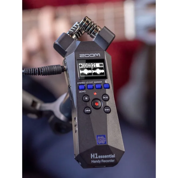 Zoom H1essential